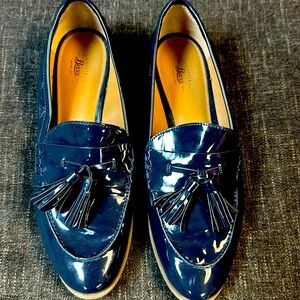 Bass Noelle Sz 9.5 Navy Loafers